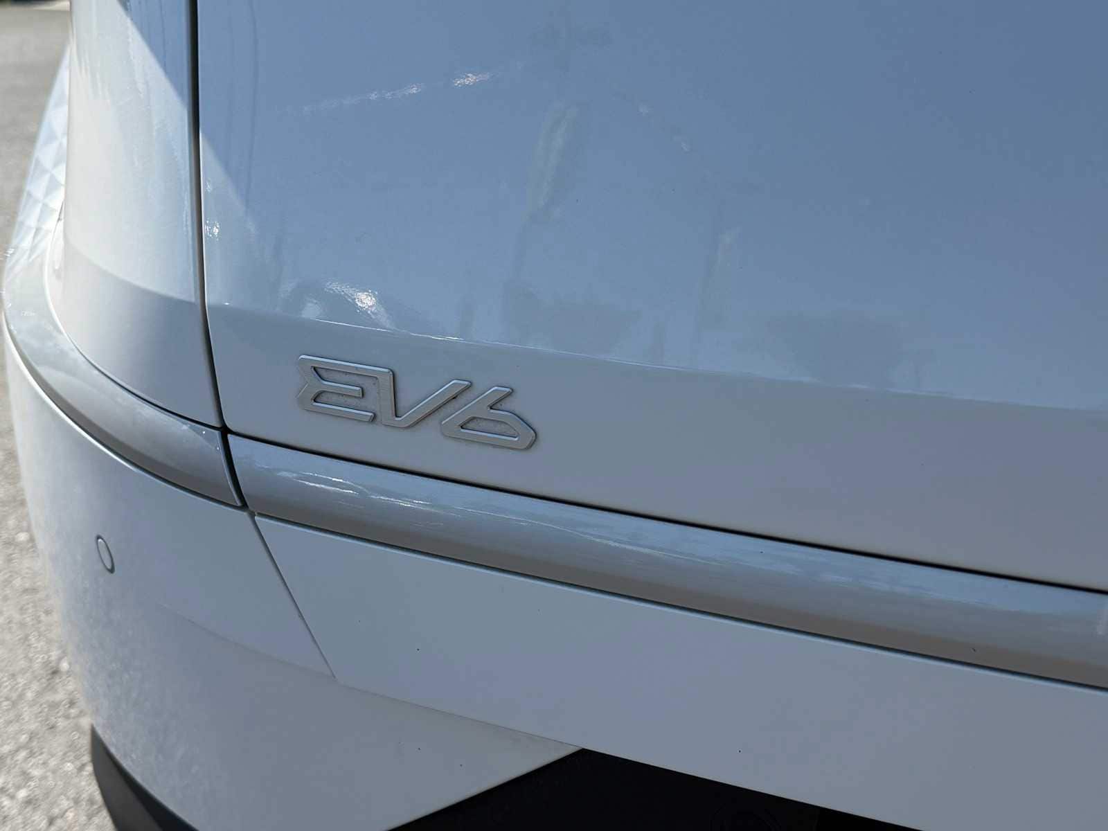 Thumbnail: 2024 Kia EV6 - 25