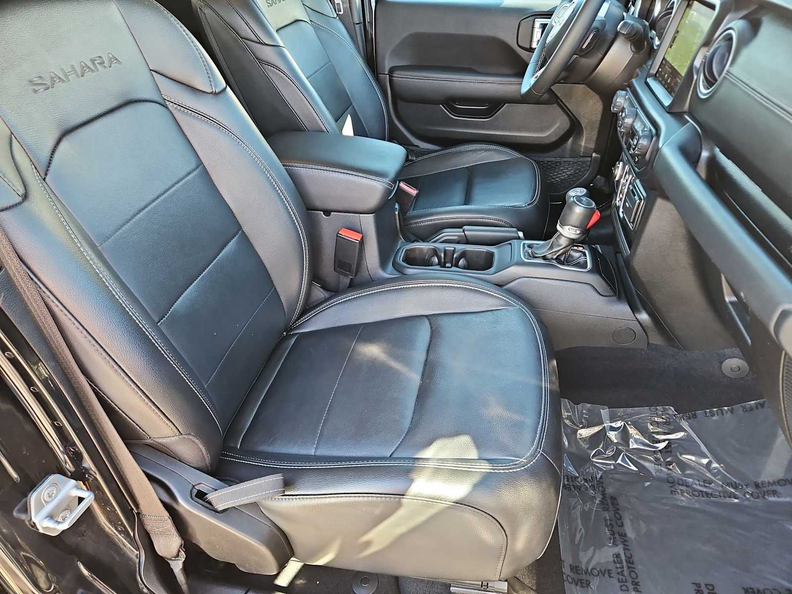 Thumbnail: 2023 Jeep Wrangler - 20