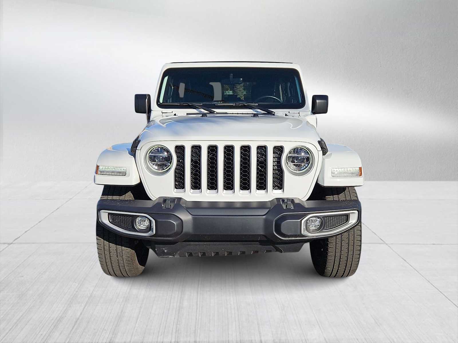 Thumbnail: 2021 Jeep Wrangler - 3