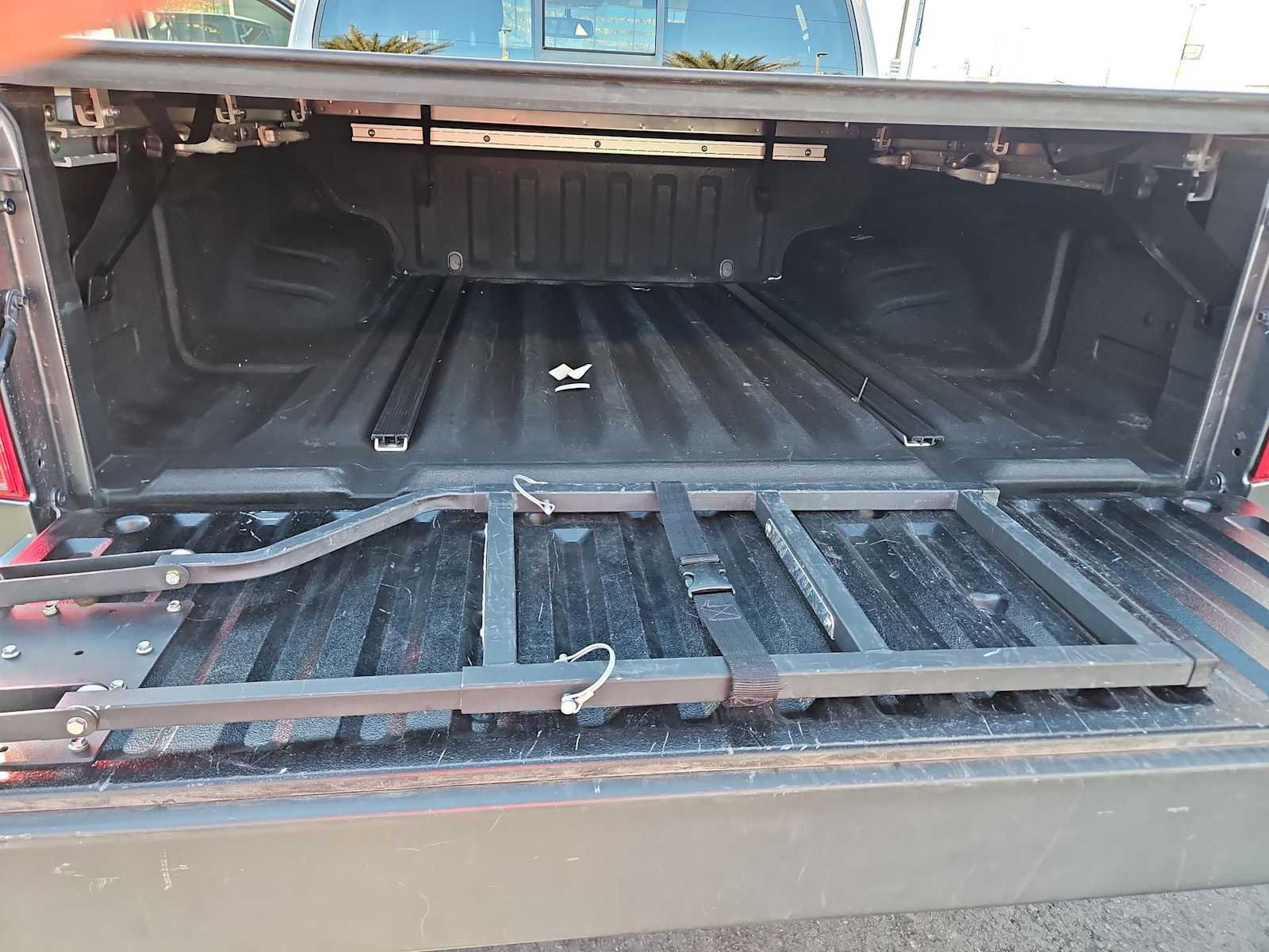 Thumbnail: 2019 Nissan Frontier - 35