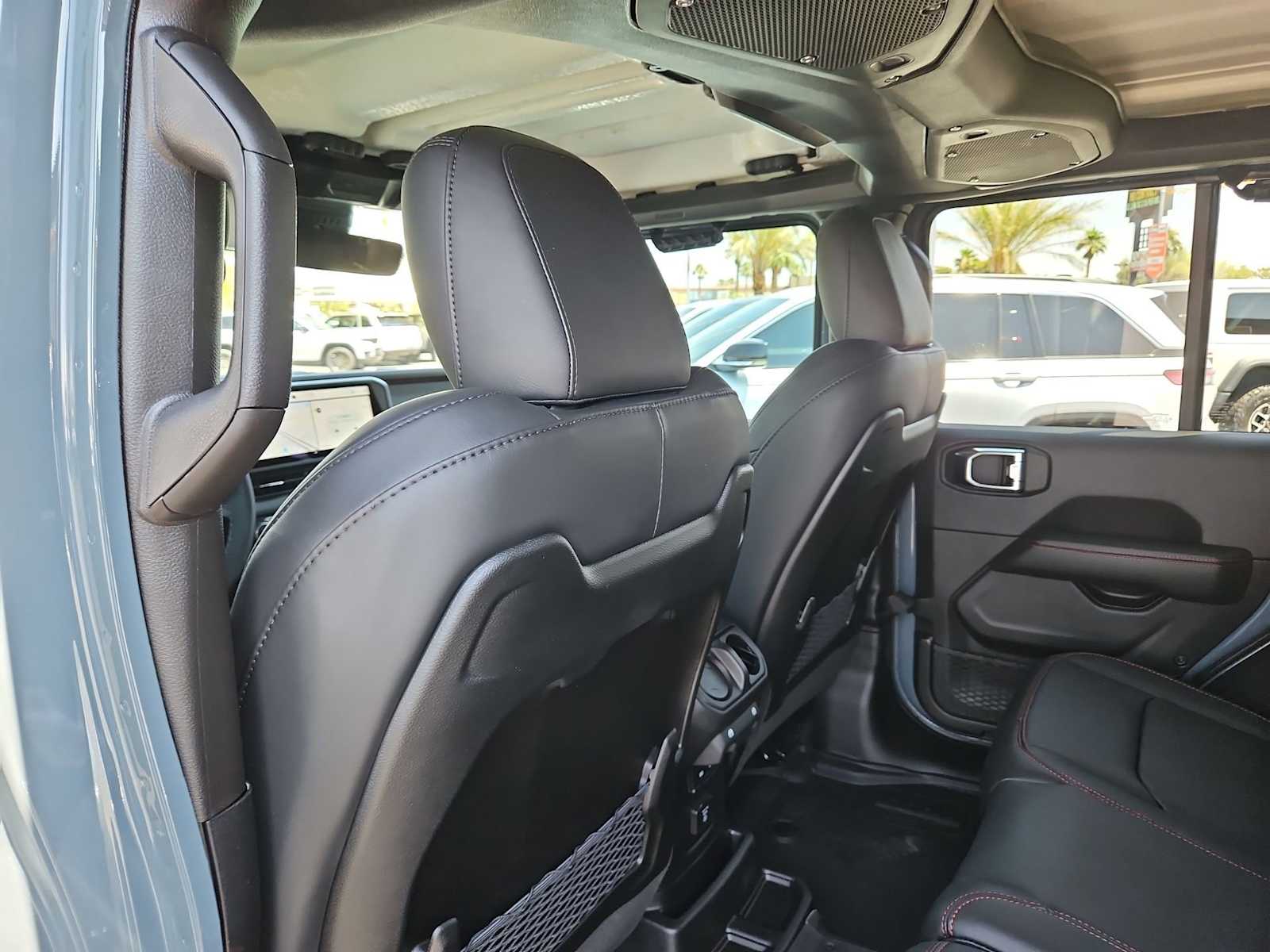 Thumbnail: 2025 Jeep Wrangler - 17