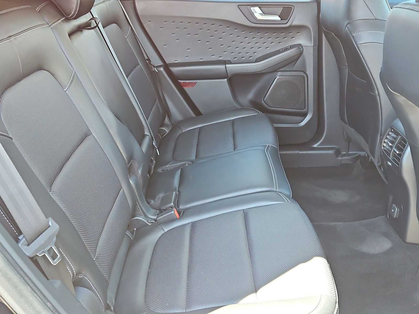 Thumbnail: 2020 Ford Escape - 17
