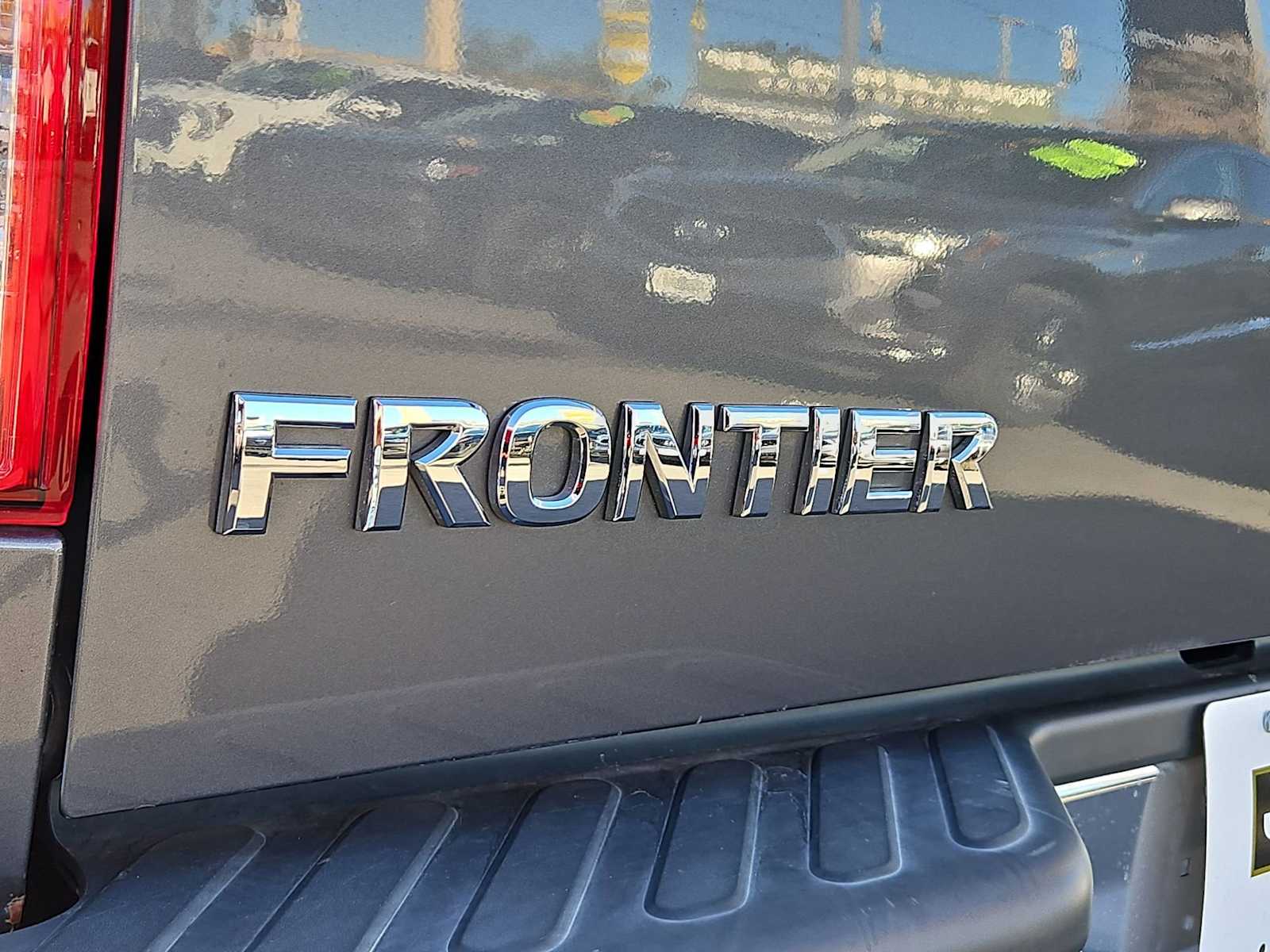 Thumbnail: 2019 Nissan Frontier - 13