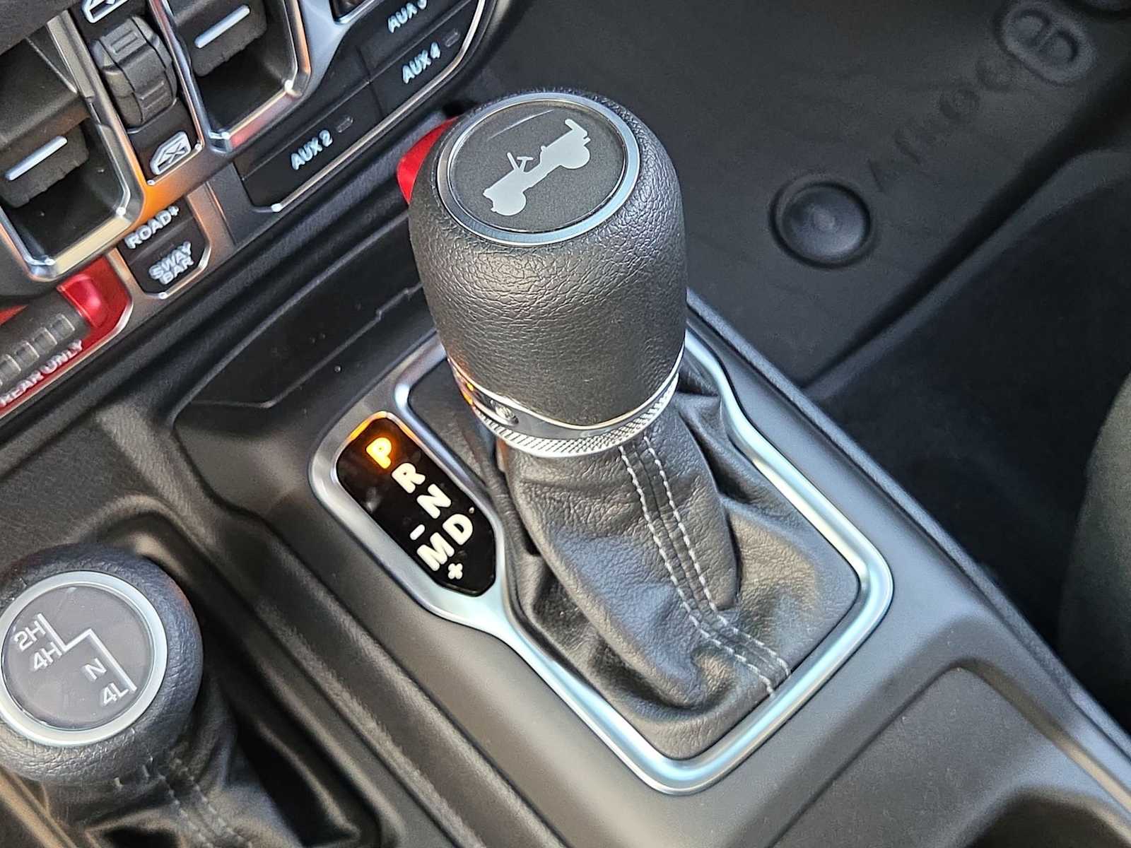 Thumbnail: 2025 Jeep Wrangler - 33