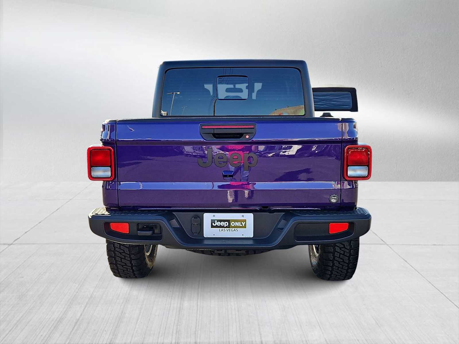 Thumbnail: 2026 Jeep Gladiator - 7