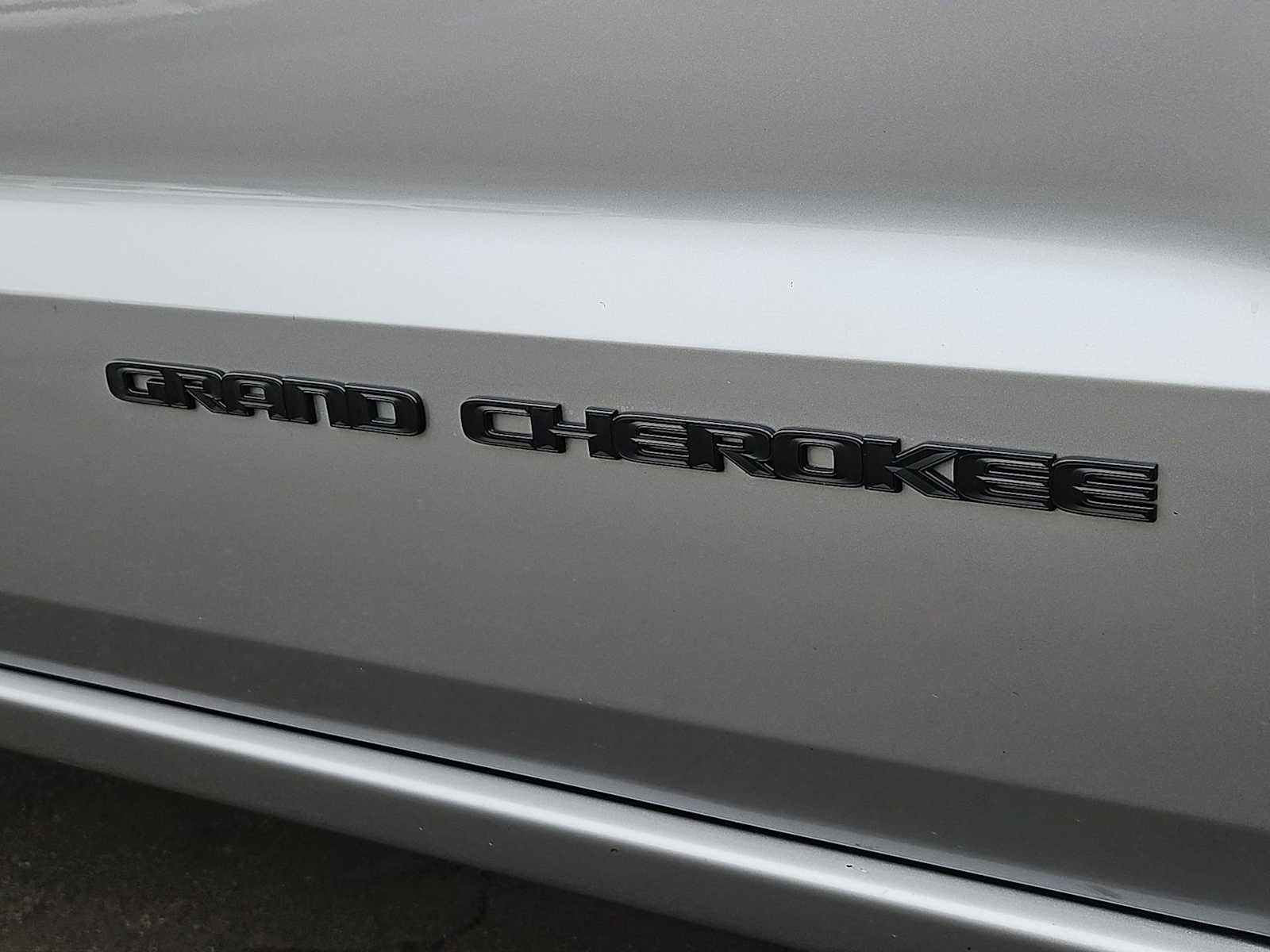 Thumbnail: 2019 Jeep Grand Cherokee - 13