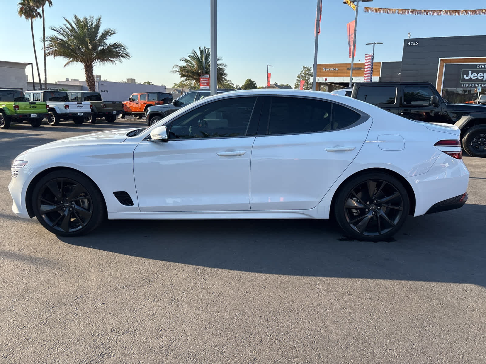 Thumbnail: 2023 Genesis G70 - 8