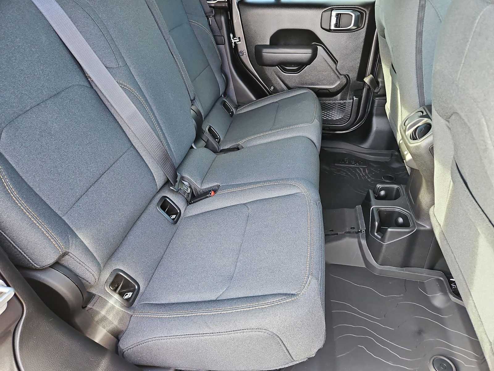 Thumbnail: 2026 Jeep Gladiator - 19