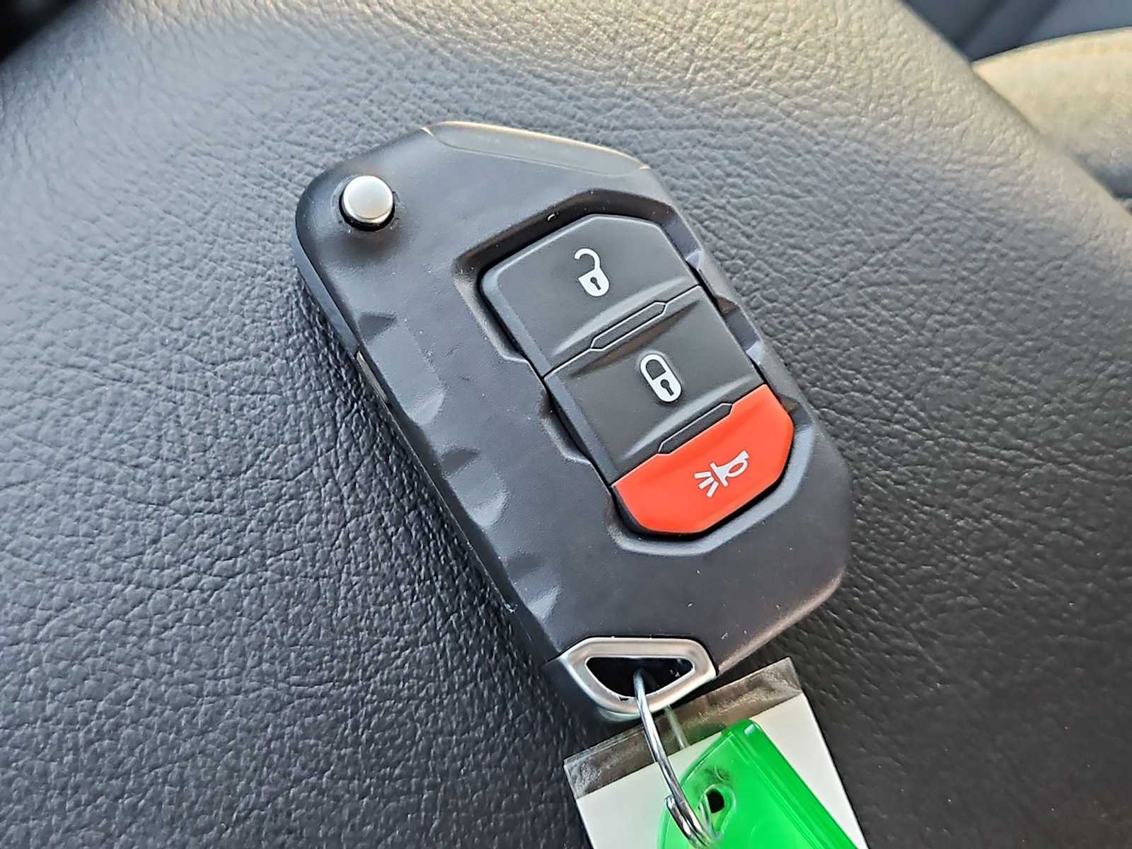 Thumbnail: 2026 Jeep Gladiator - 32