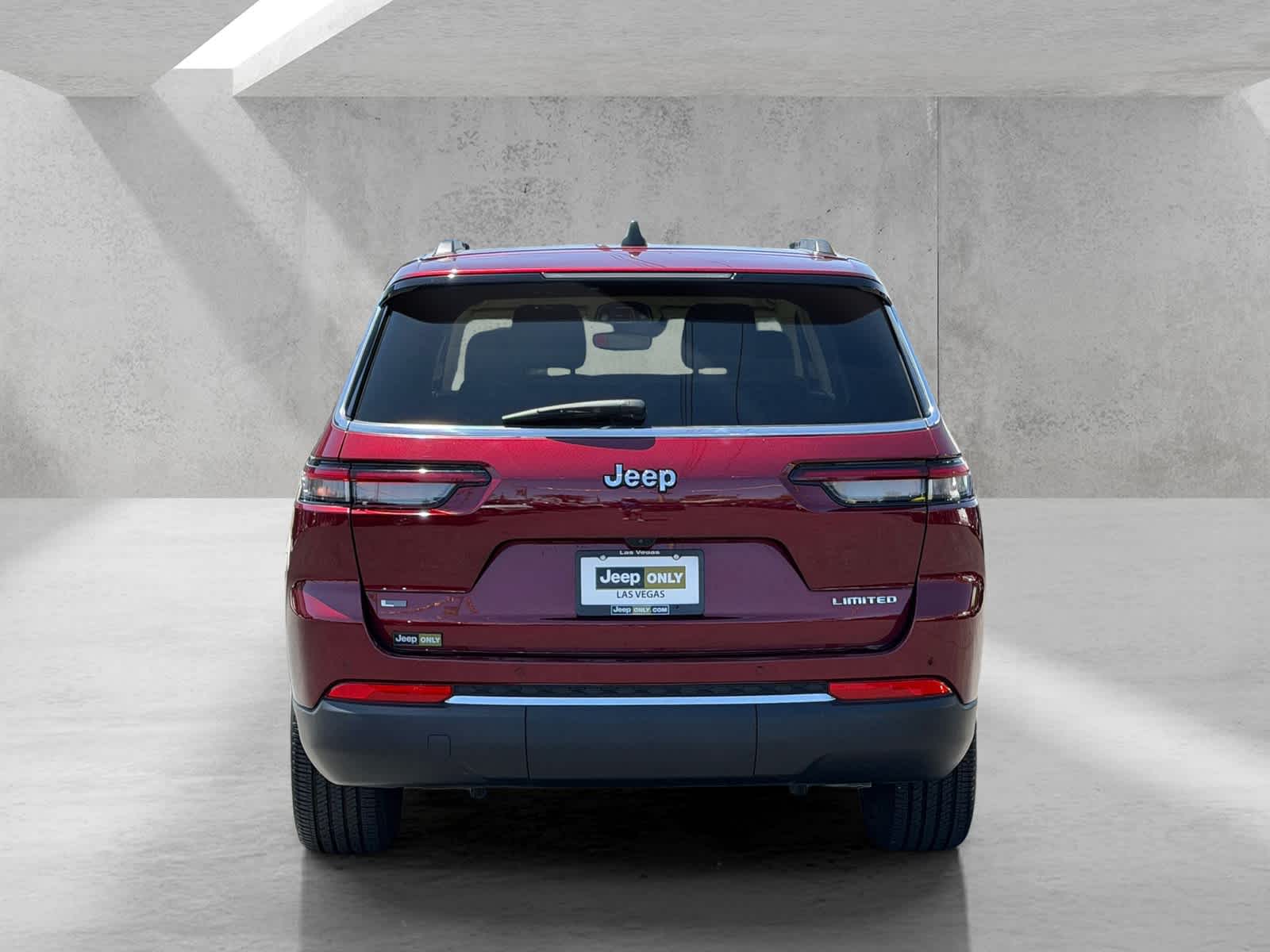 Thumbnail: 2021 Jeep Grand Cherokee L - 4