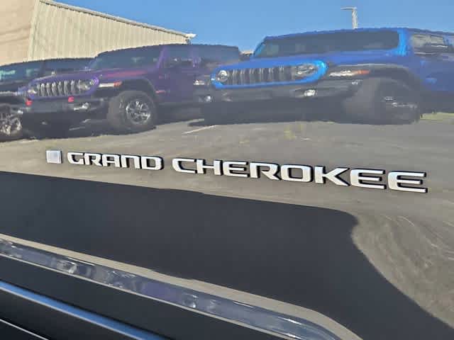 Thumbnail: 2026 Jeep Grand Cherokee - 13