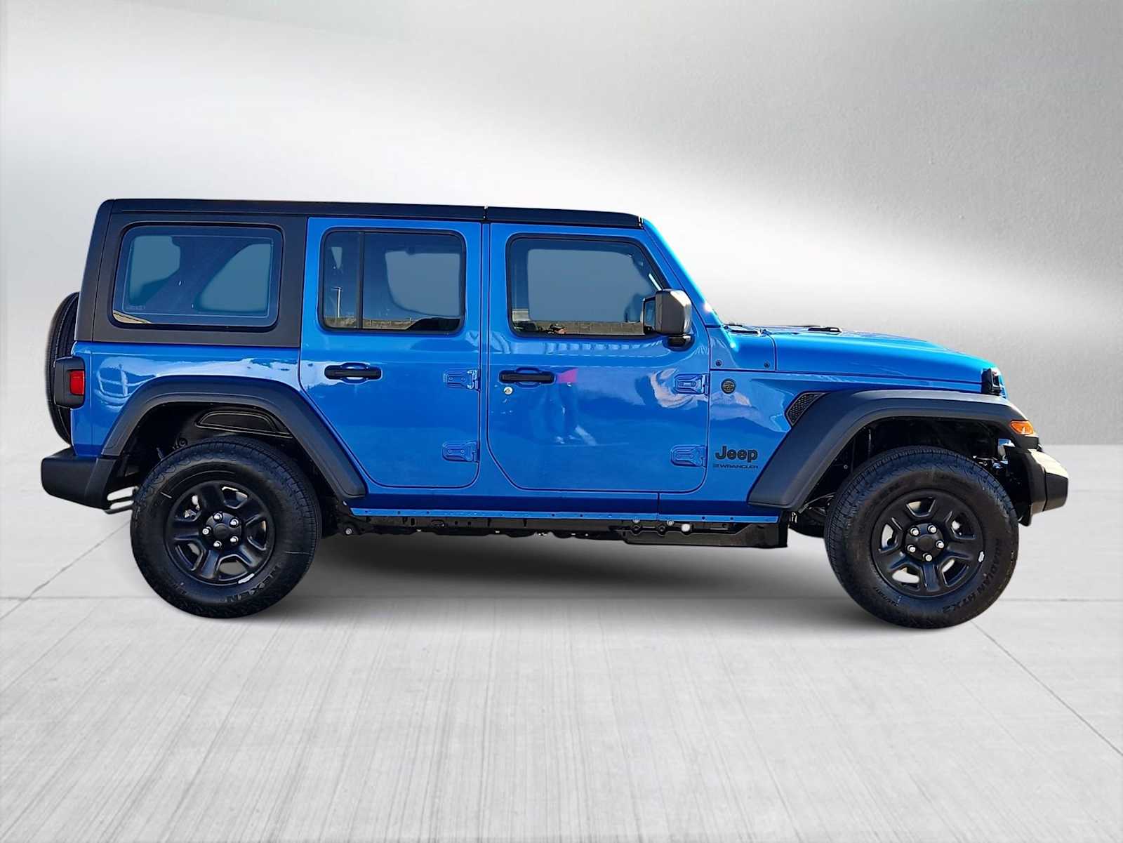 Thumbnail: 2026 Jeep Wrangler - 9