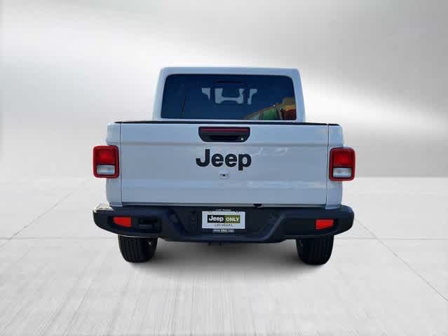 Thumbnail: 2026 Jeep Gladiator - 7