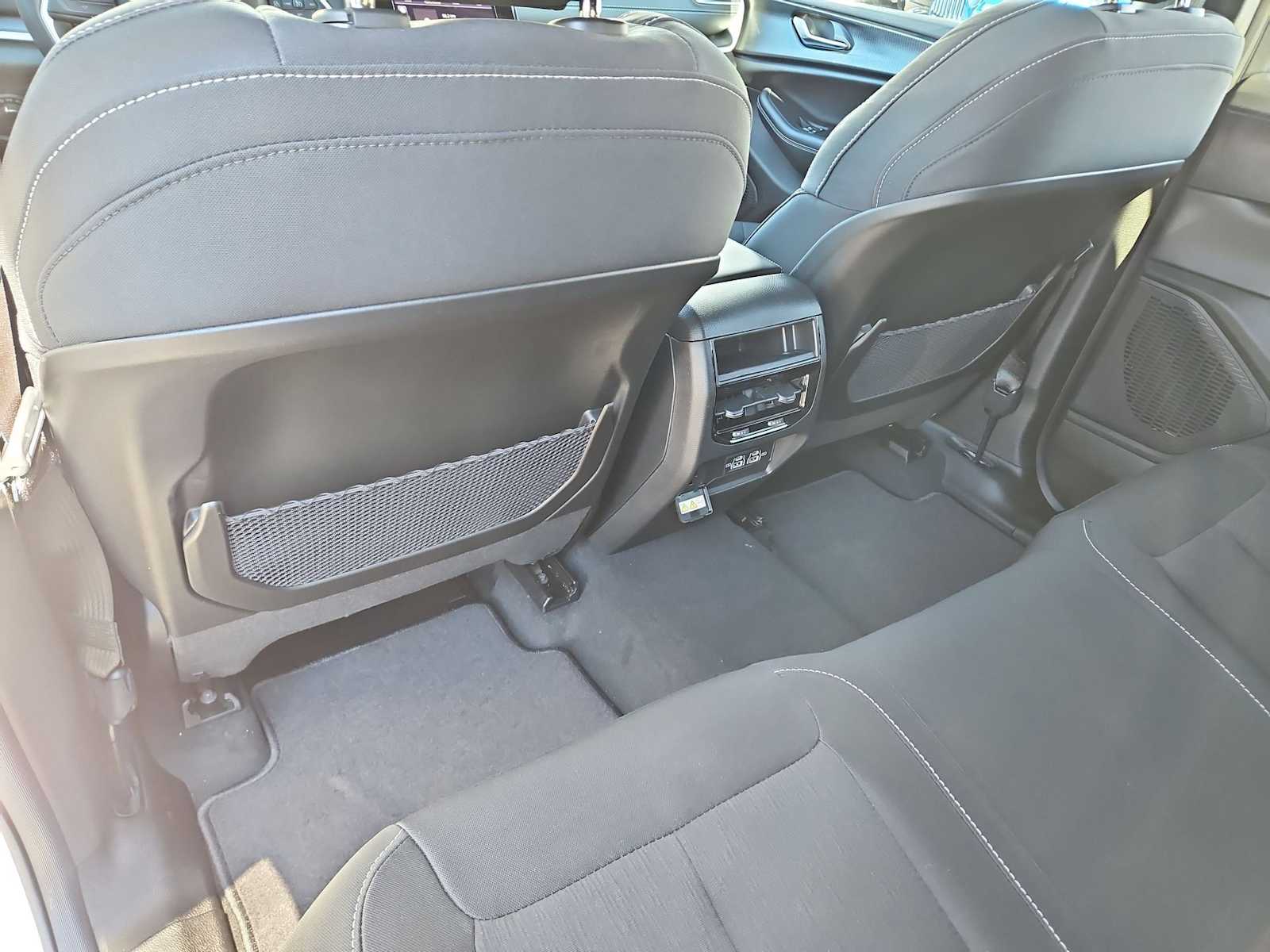 Thumbnail: 2026 Jeep Grand Cherokee - 18