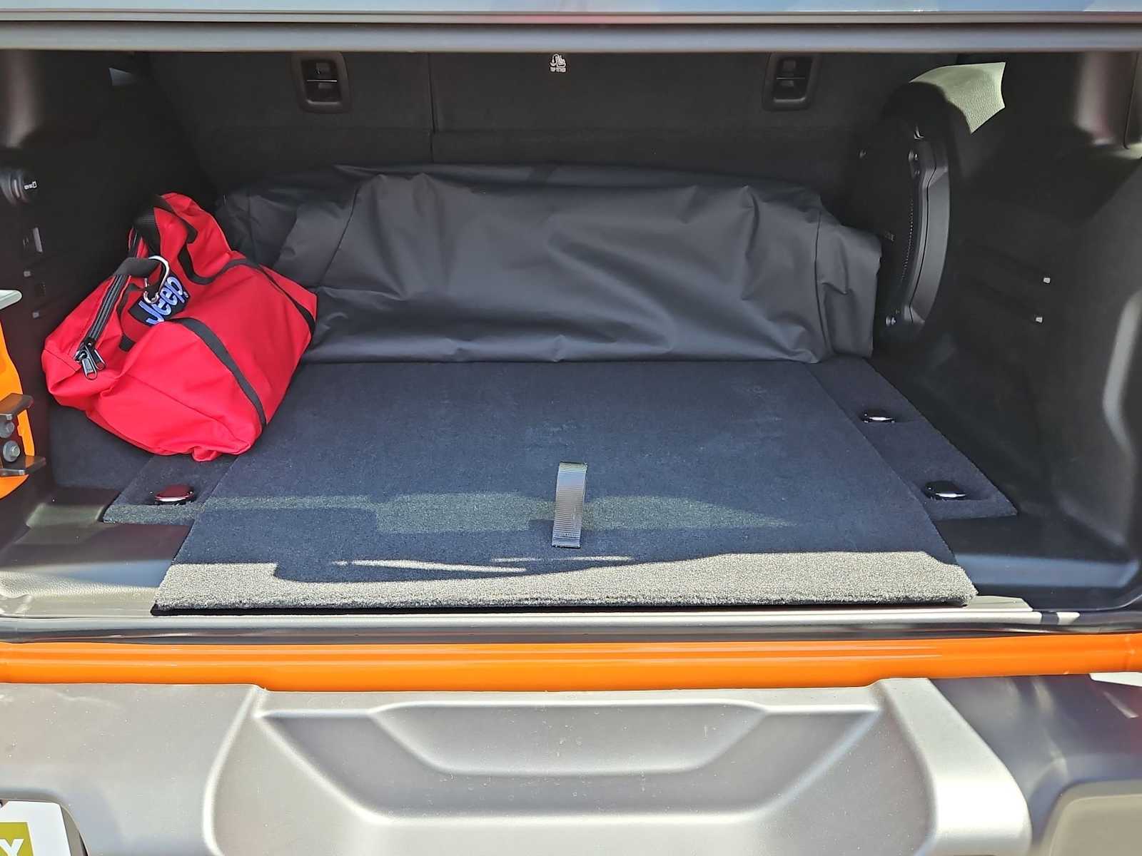 Thumbnail: 2025 Jeep Wrangler - 31