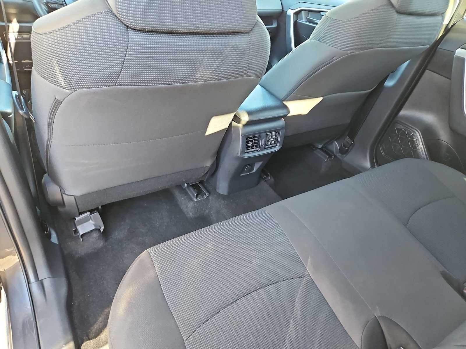 Thumbnail: 2024 Toyota RAV4 - 17