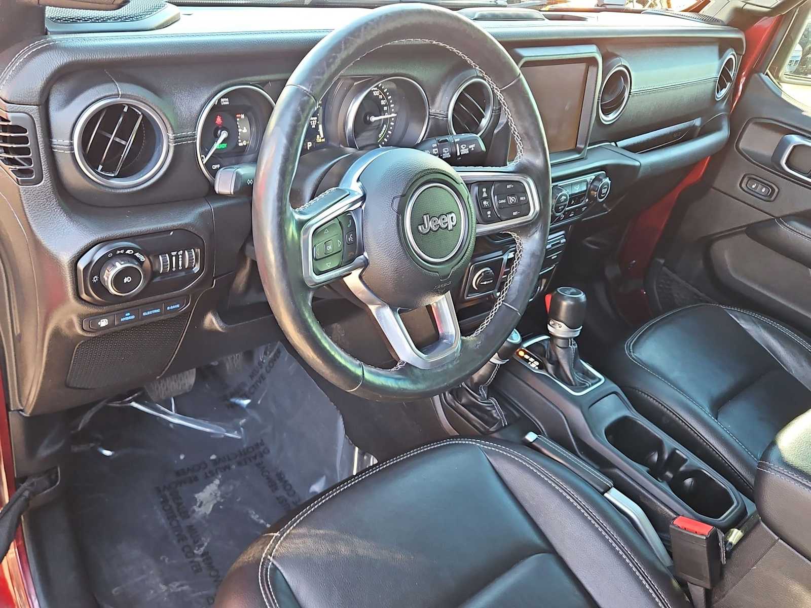 Thumbnail: 2021 Jeep Wrangler - 10