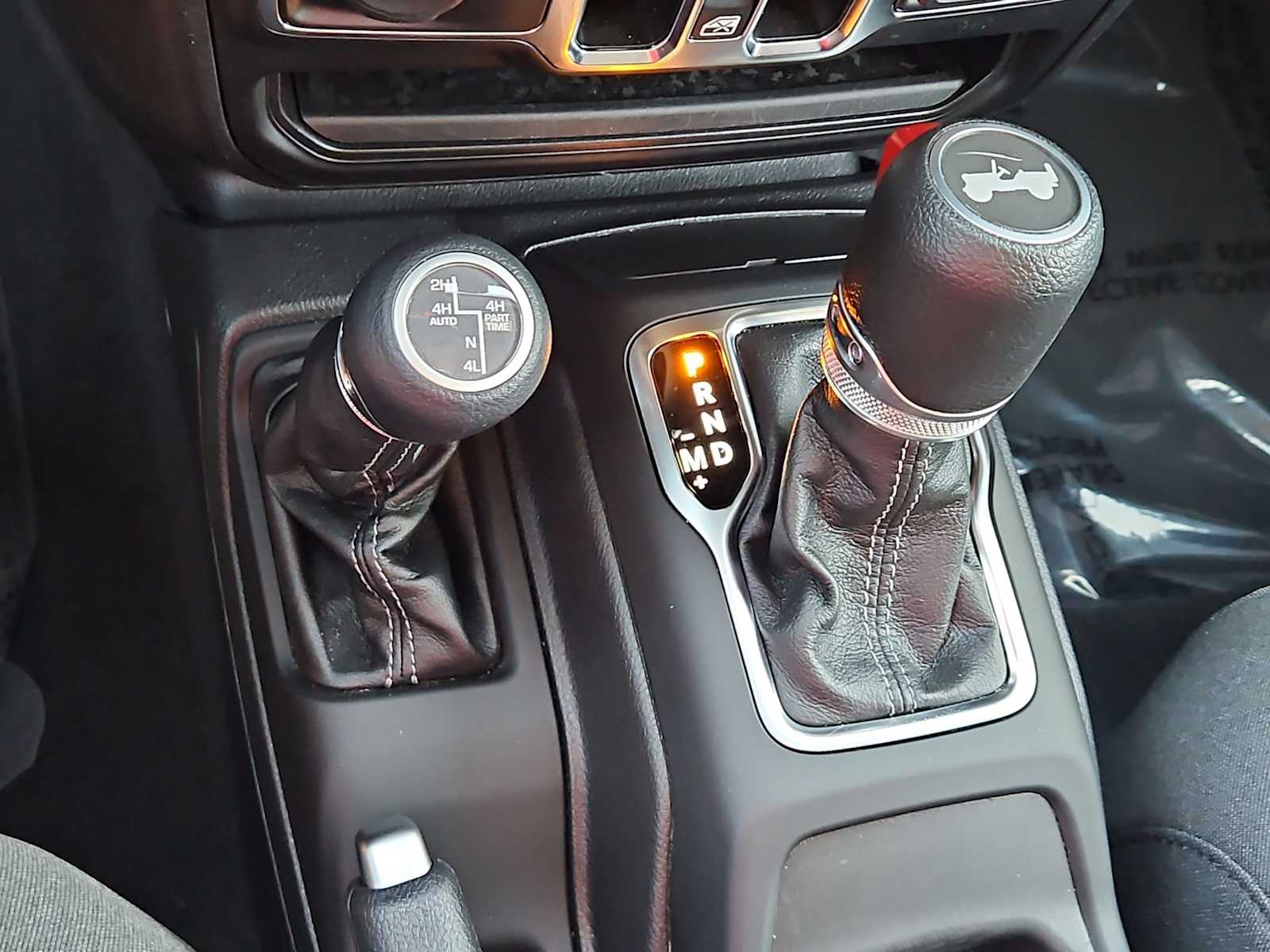 Thumbnail: 2024 Jeep Wrangler - 29