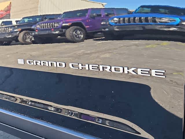 Thumbnail: 2026 Jeep Grand Cherokee - 12