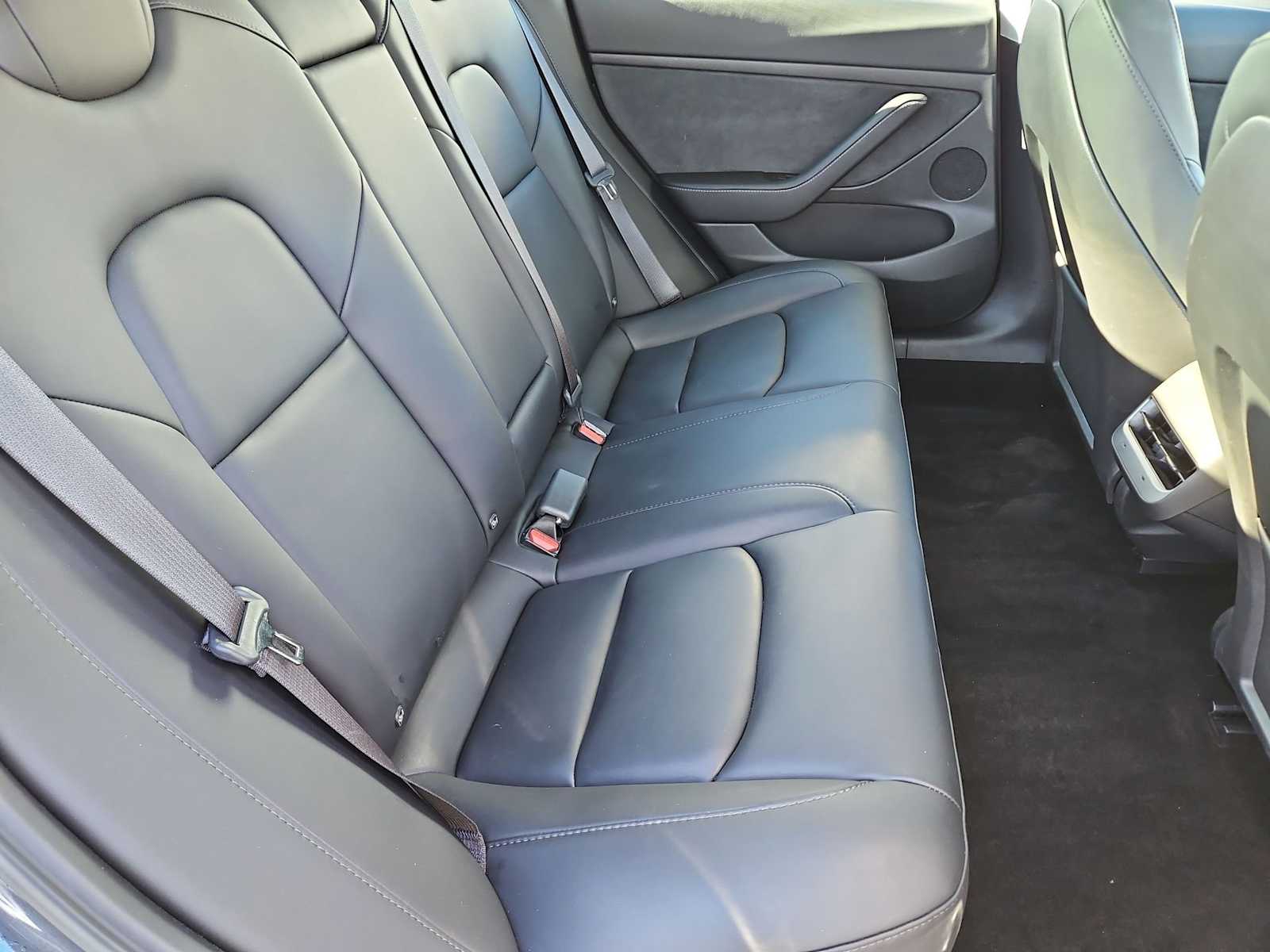 Thumbnail: 2023 Tesla Model 3 - 21