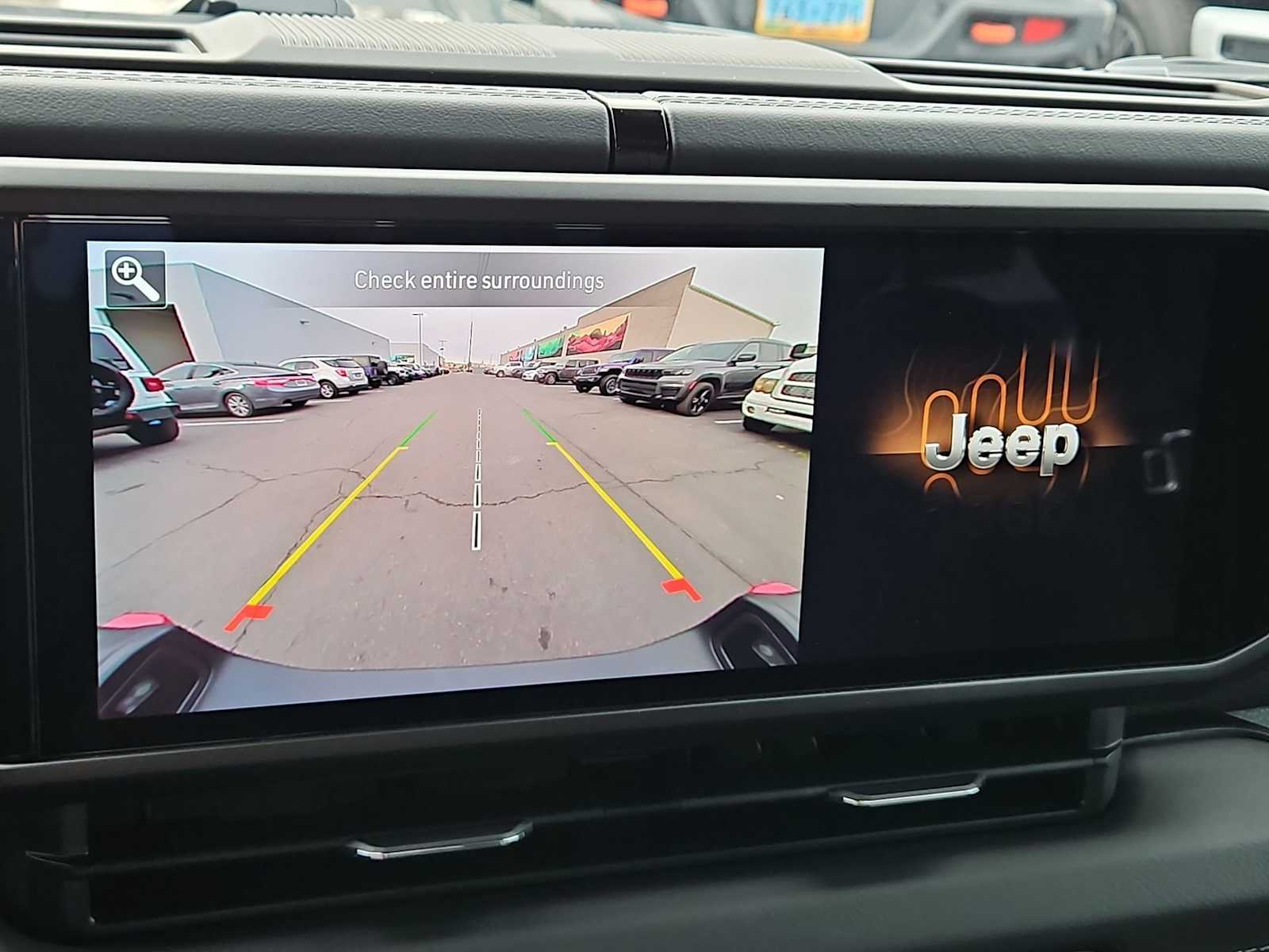 Thumbnail: 2026 Jeep Gladiator - 27