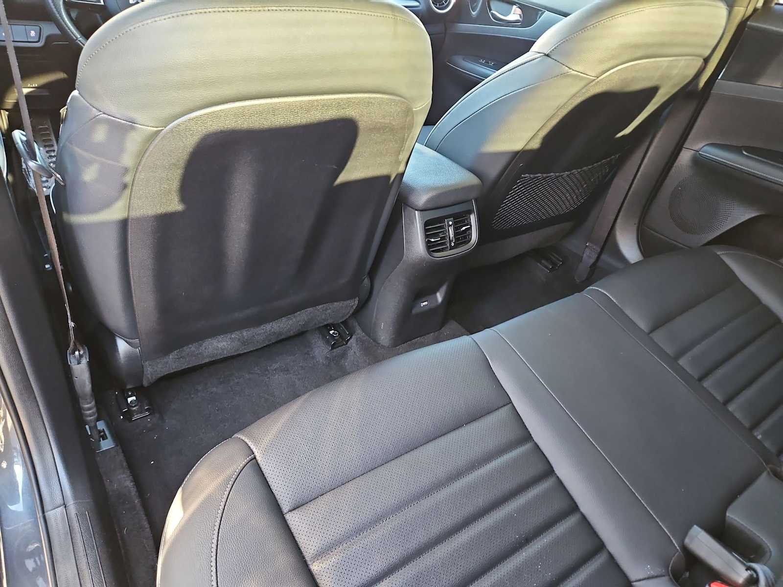 Thumbnail: 2023 Kia Forte - 19