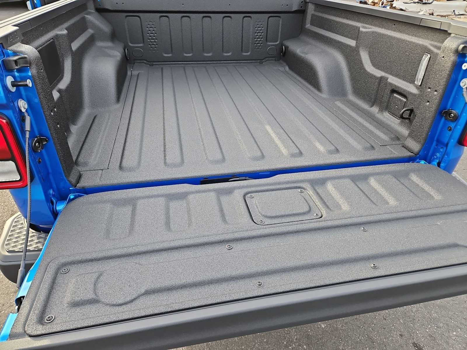 Thumbnail: 2026 Jeep Gladiator - 31