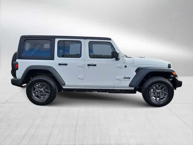 Thumbnail: 2026 Jeep Wrangler - 9