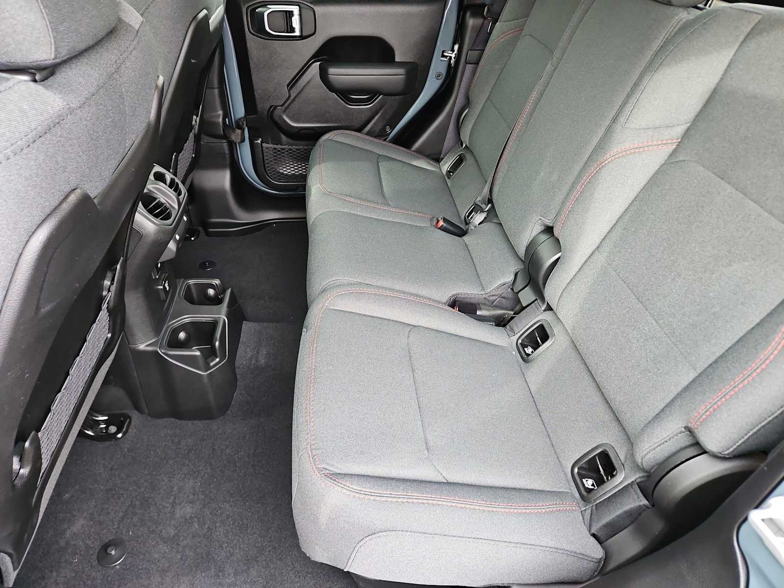 Thumbnail: 2026 Jeep Gladiator - 18