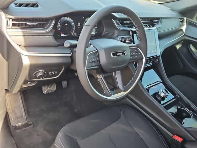 Thumbnail: 2026 Jeep Grand Cherokee - 10