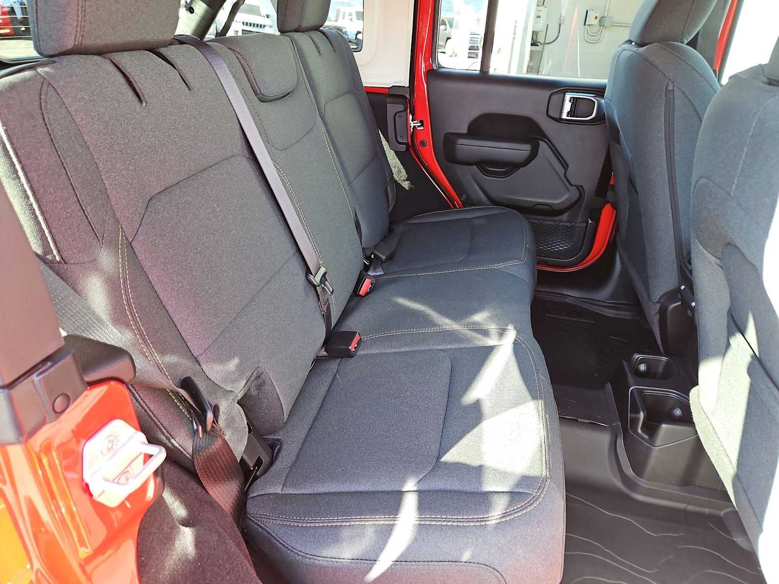 Thumbnail: 2025 Jeep Wrangler - 17