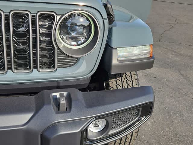 Thumbnail: 2026 Jeep Gladiator - 11