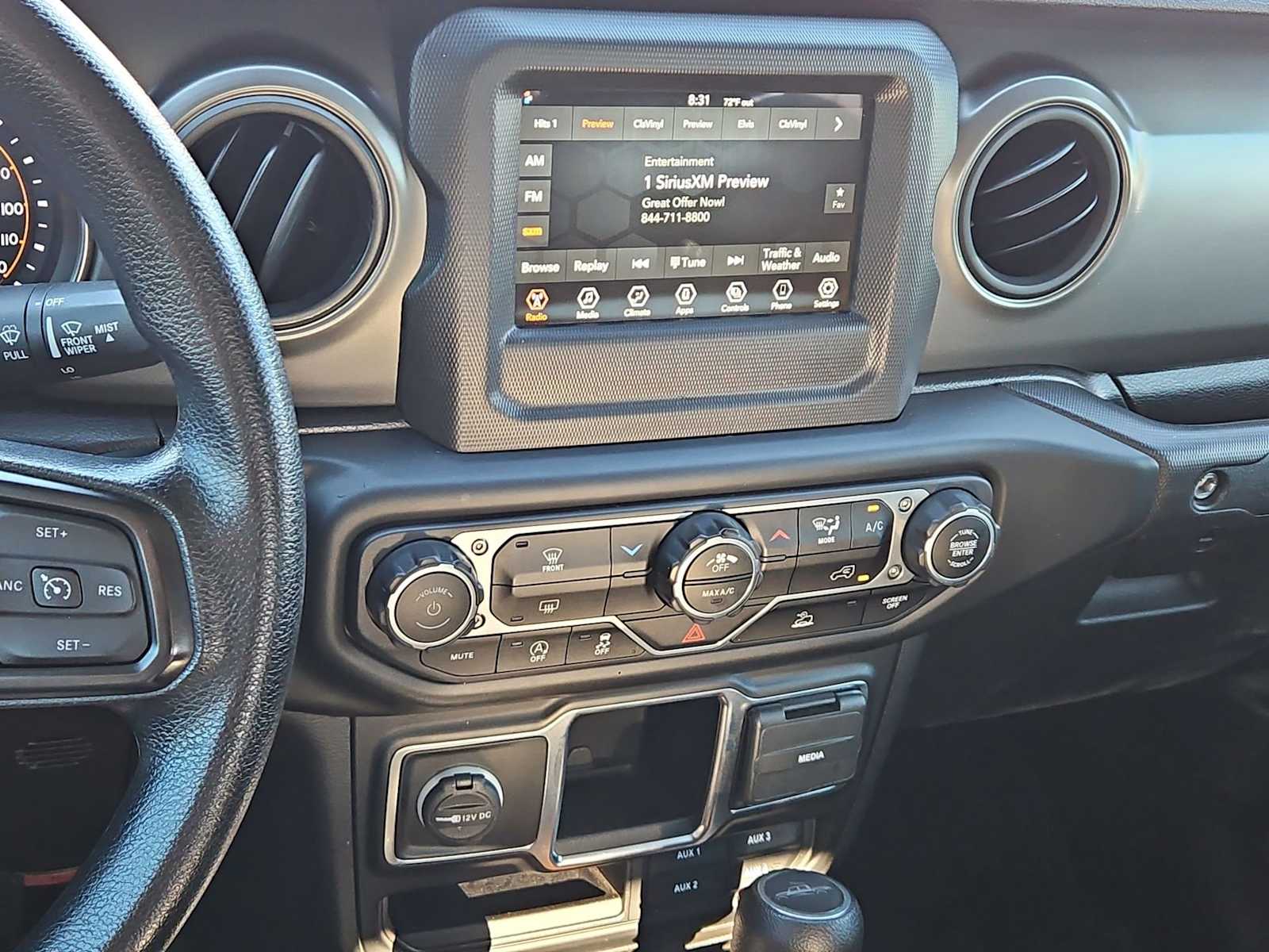 Thumbnail: 2022 Jeep Gladiator - 26