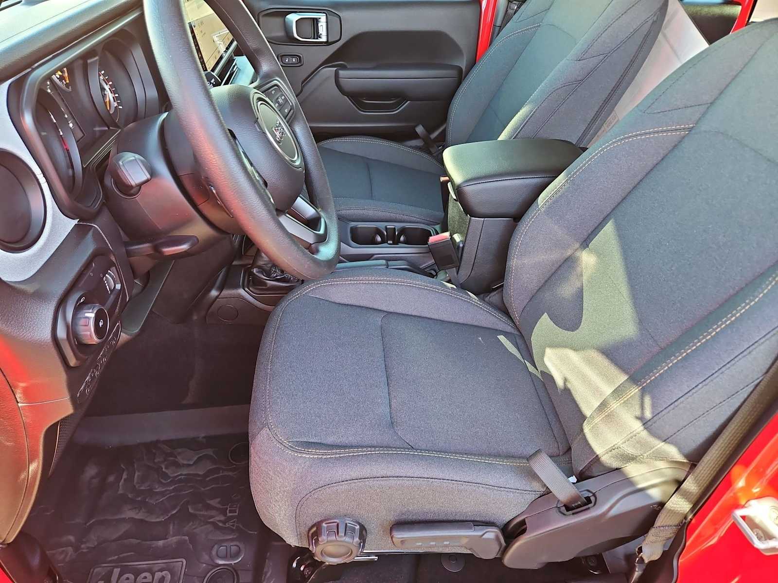 Thumbnail: 2026 Jeep Wrangler - 16