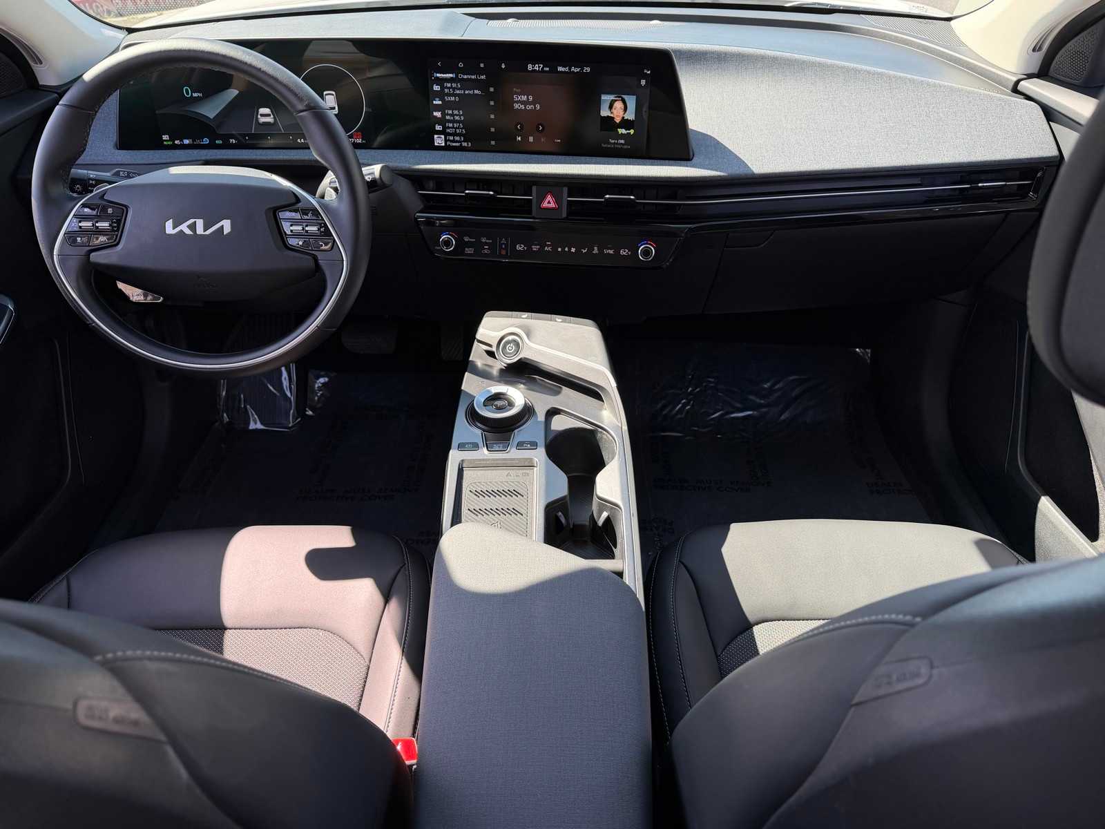 Thumbnail: 2024 Kia EV6 - 22