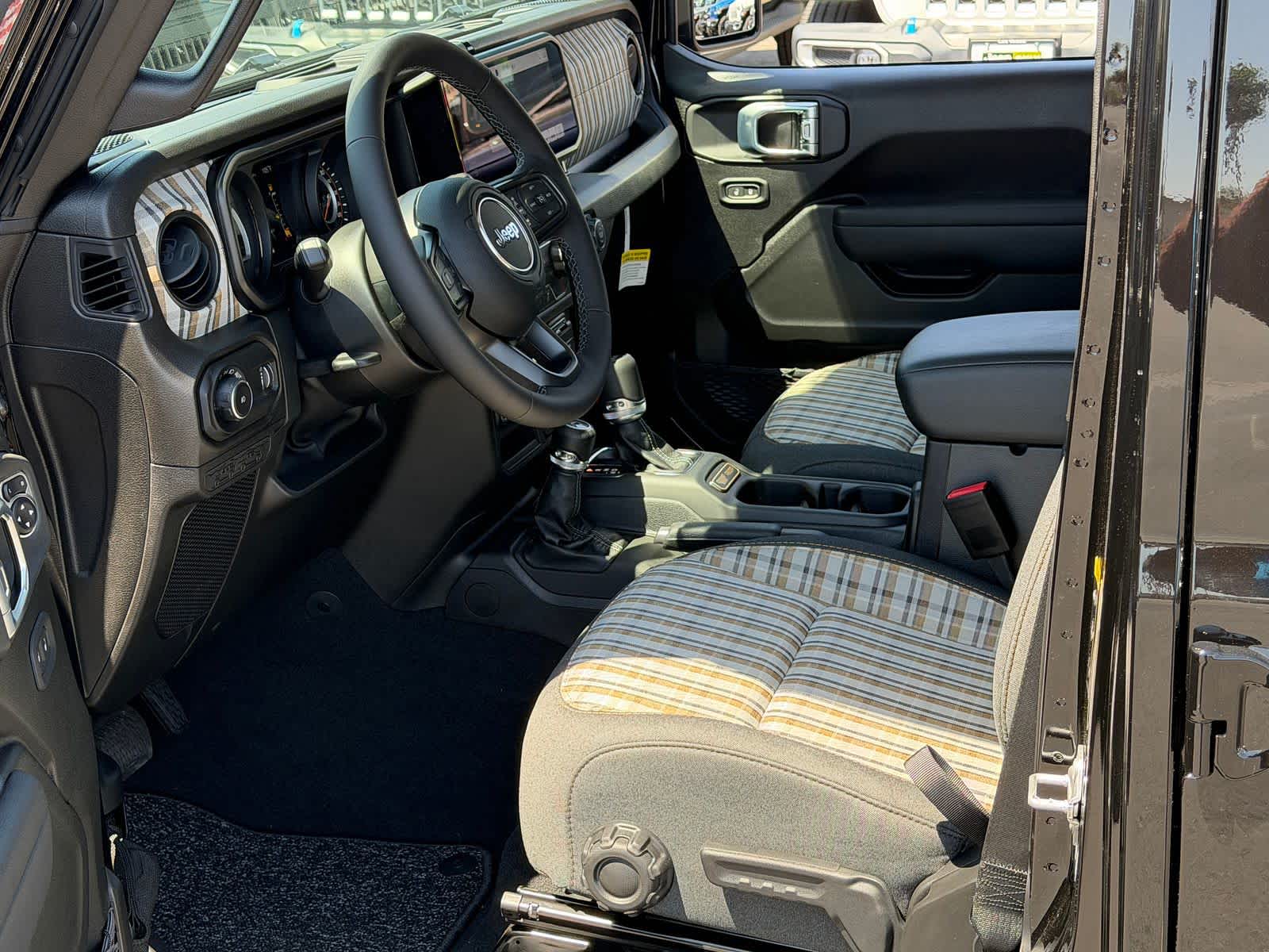 Thumbnail: 2026 Jeep Wrangler - 9
