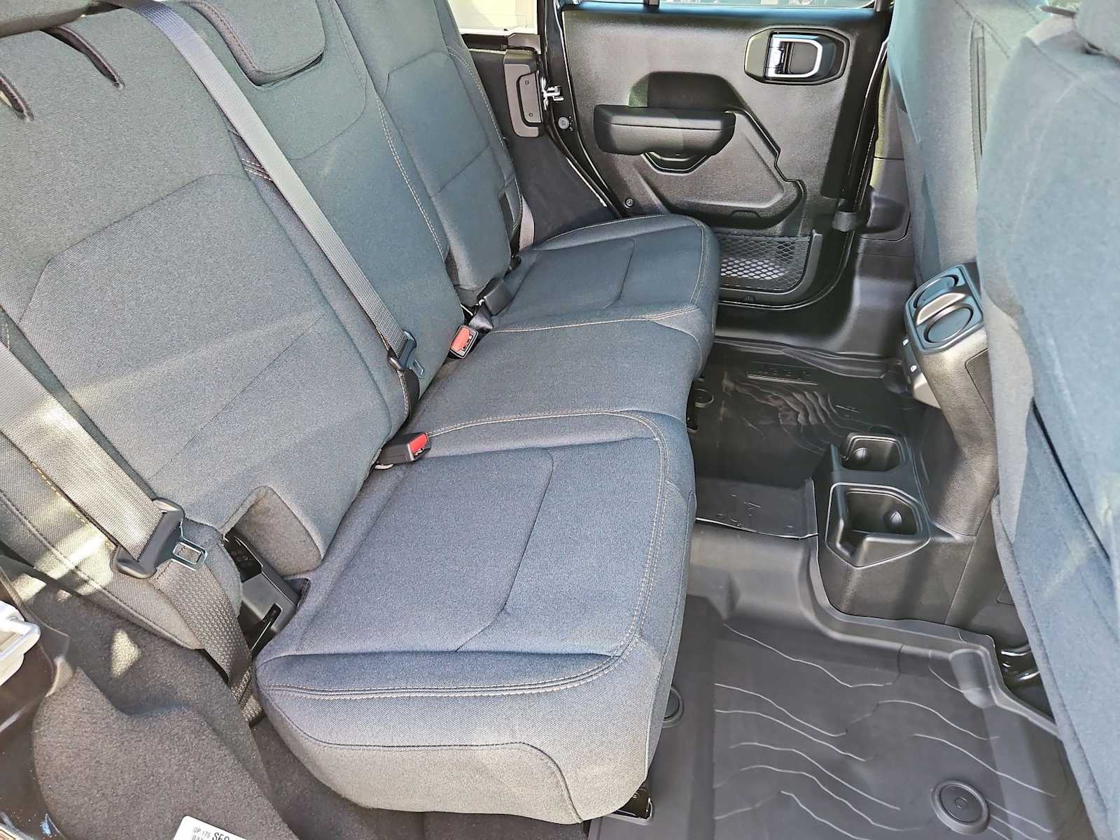 Thumbnail: 2026 Jeep Wrangler - 19