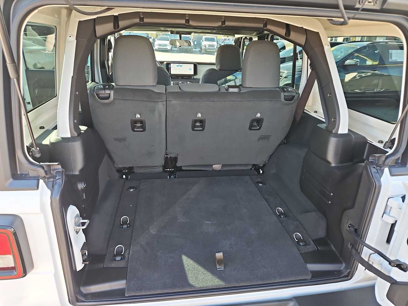 Thumbnail: 2026 Jeep Wrangler - 31