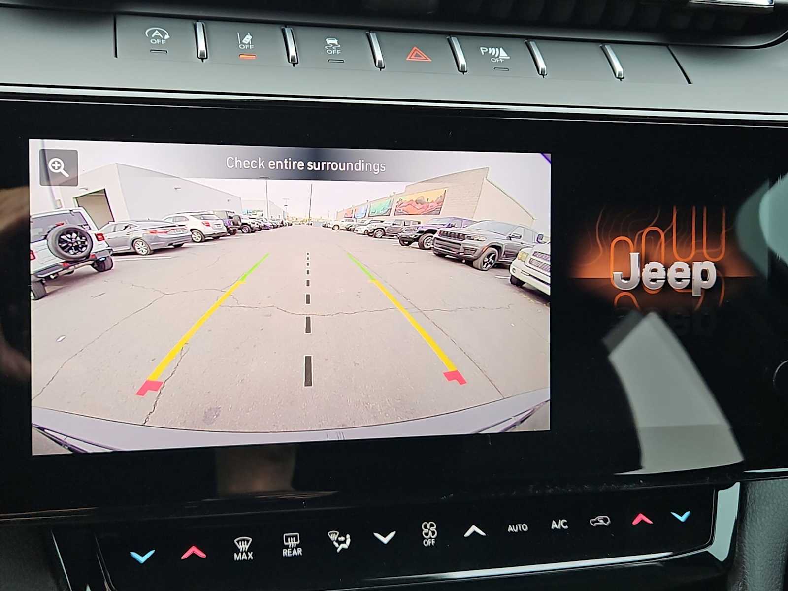 Thumbnail: 2026 Jeep Grand Cherokee - 29