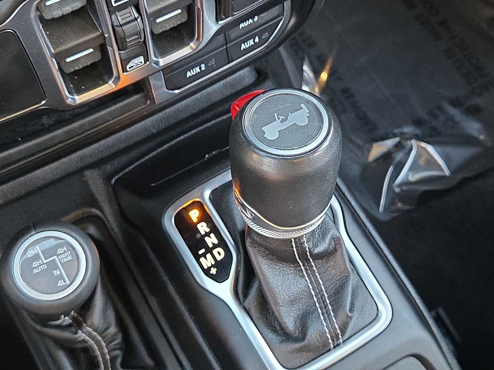 Thumbnail: 2021 Jeep Wrangler - 34