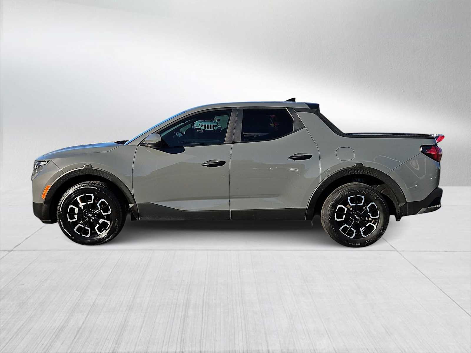 Thumbnail: 2023 Hyundai Santa Cruz - 5