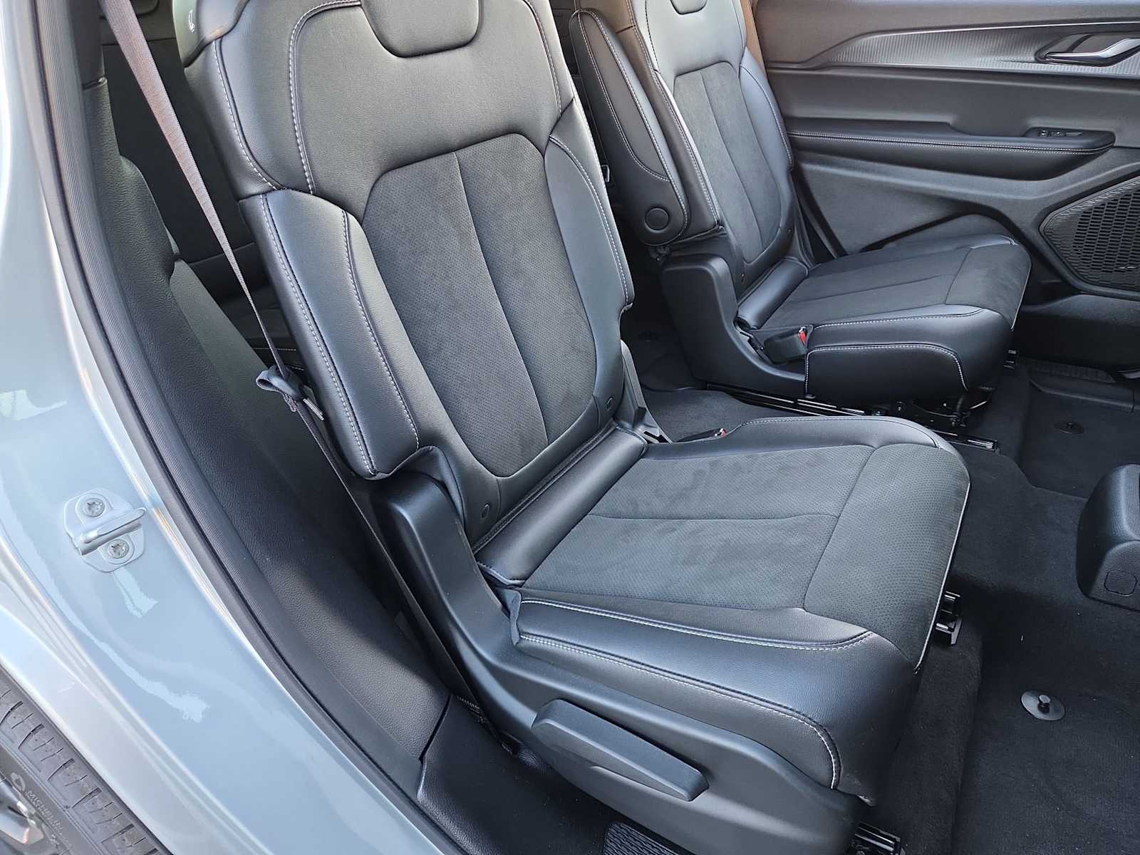 Thumbnail: 2025 Jeep Grand Cherokee L - 19