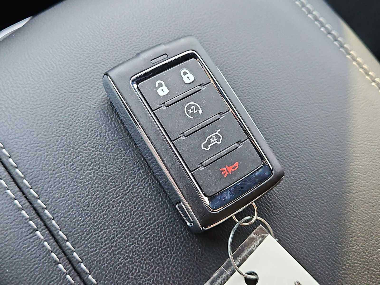 Thumbnail: 2026 Jeep Grand Cherokee - 34