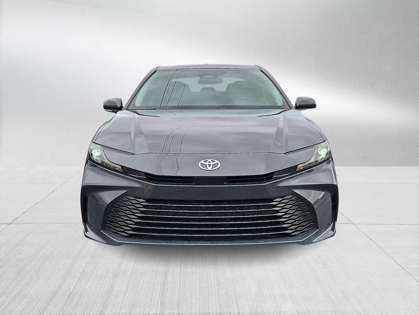 Thumbnail: 2025 Toyota Camry - 3