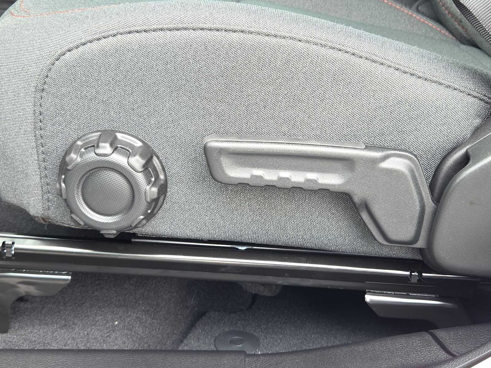 Thumbnail: 2025 Jeep Wrangler - 19