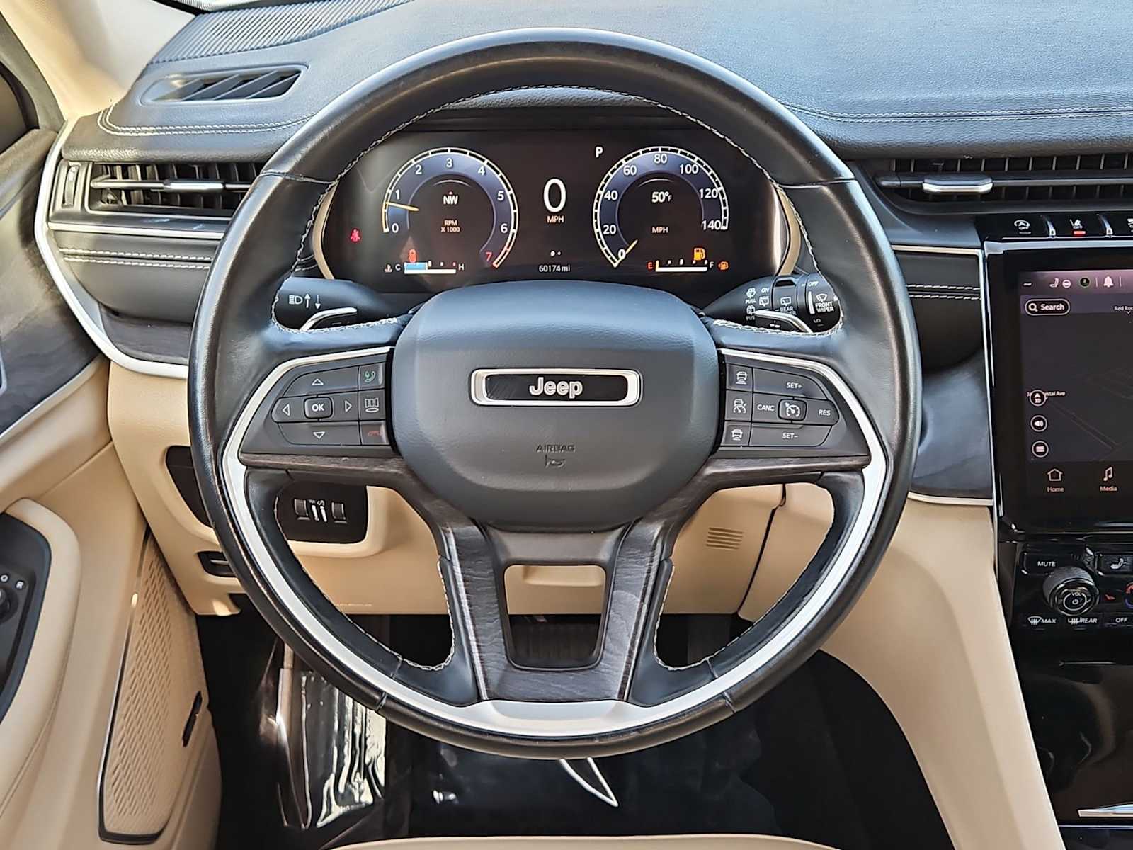 Thumbnail: 2021 Jeep Grand Cherokee L - 23