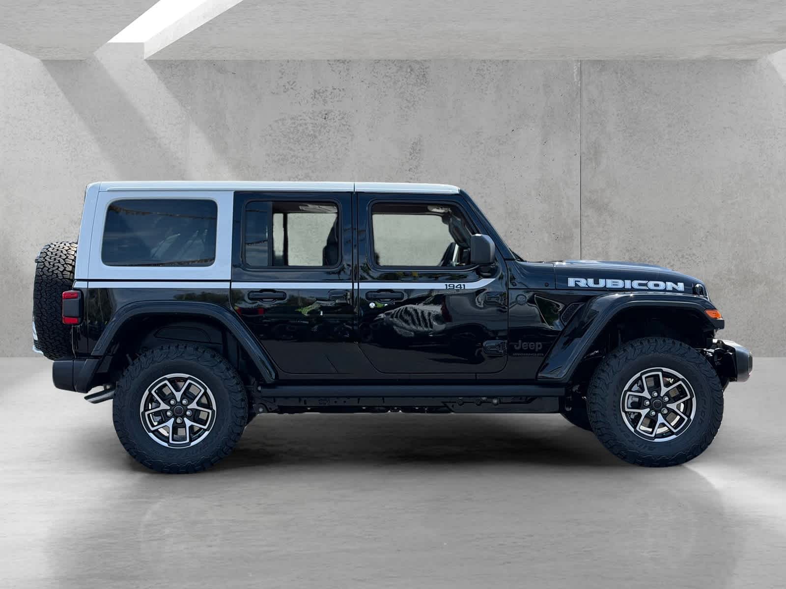 Thumbnail: 2026 Jeep Wrangler - 6