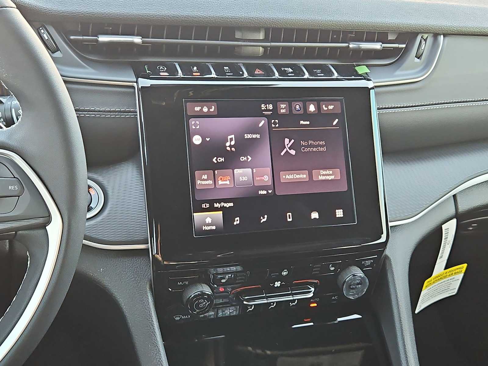 Thumbnail: 2026 Jeep Grand Cherokee - 28