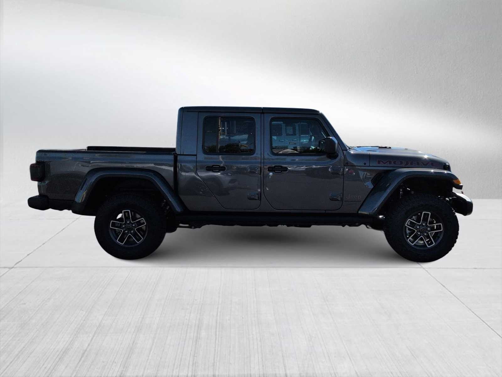 Thumbnail: 2025 Jeep Gladiator - 9