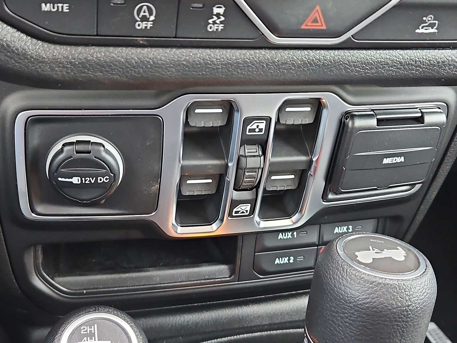 Thumbnail: 2026 Jeep Wrangler - 28